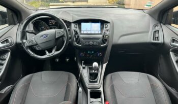 Ford Focus III (2) 1.0 ECOBOOST 125 S&S ST LINE 5P complet