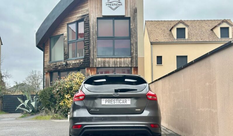 Ford Focus III (2) 1.0 ECOBOOST 125 S&S ST LINE 5P complet