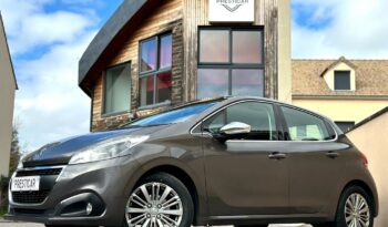 Peugeot 208 (2) 1.2 PURETECH 110 S&S ALLURE 5P complet
